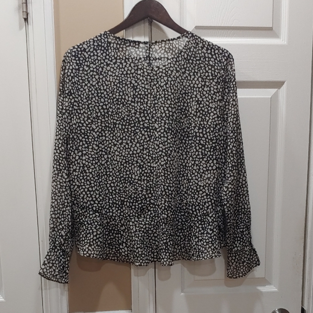 Ann Taylor Loft Black and White Ruffle Blouse - Picture 3 of 6